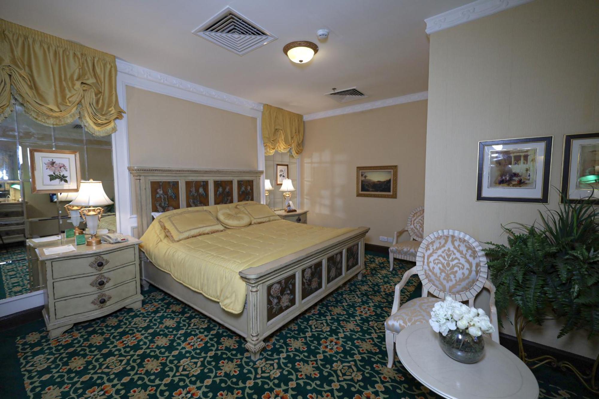 Habitat All Suites, Al Khobar Exterior foto A bedroom at the hotel