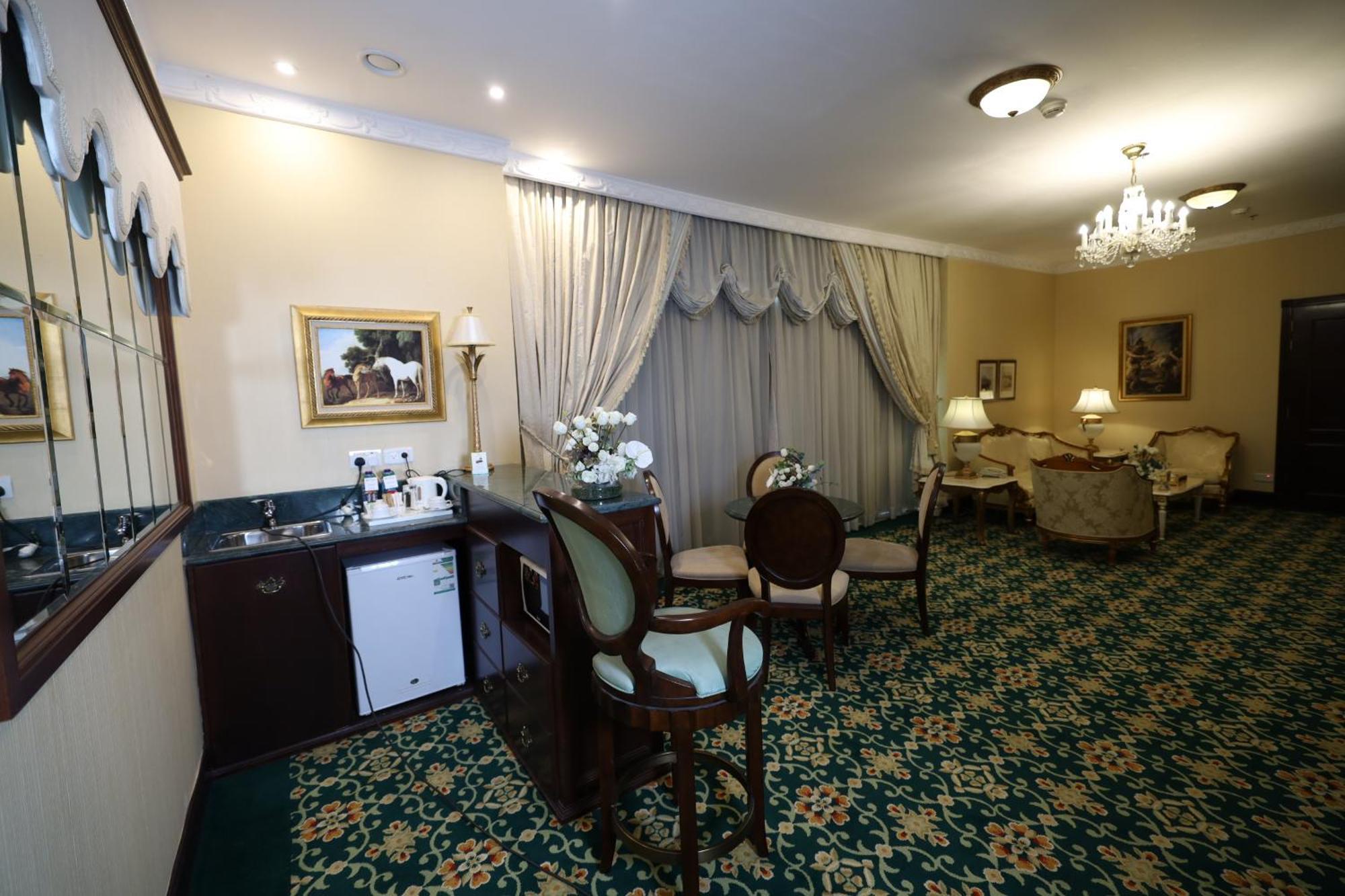 Habitat All Suites, Al Khobar Exterior foto A suite at the hotel